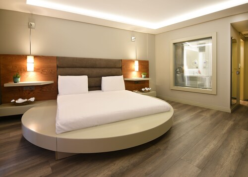 Camel Beach Hotels Find Hotel Deals Reviews On Orbitz Temenos Luxury Hotel Spa Boutique Cl