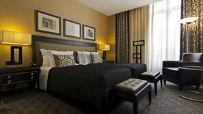 Minibar, in-room safe, desk, free cots/infant beds