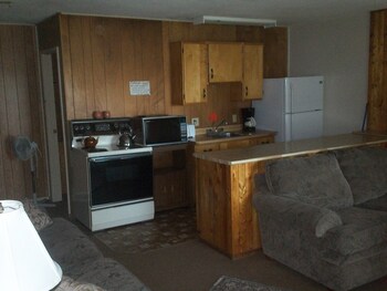 Chalkley S Sandy Bay Cottage Resort Nipissing Township 2020 Room