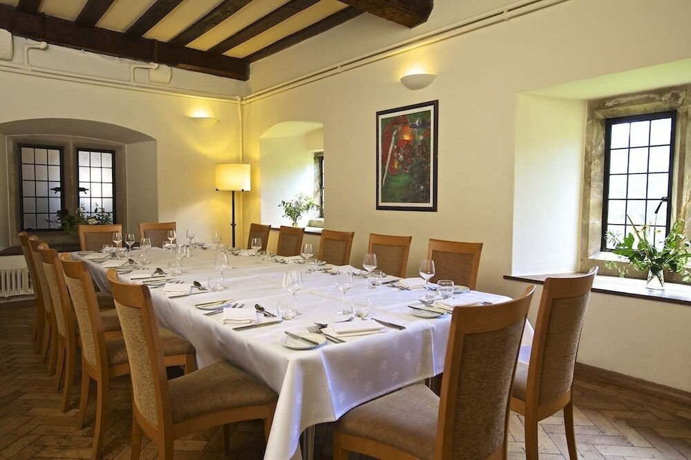 Banquet hall, Dartington Hall Hotel