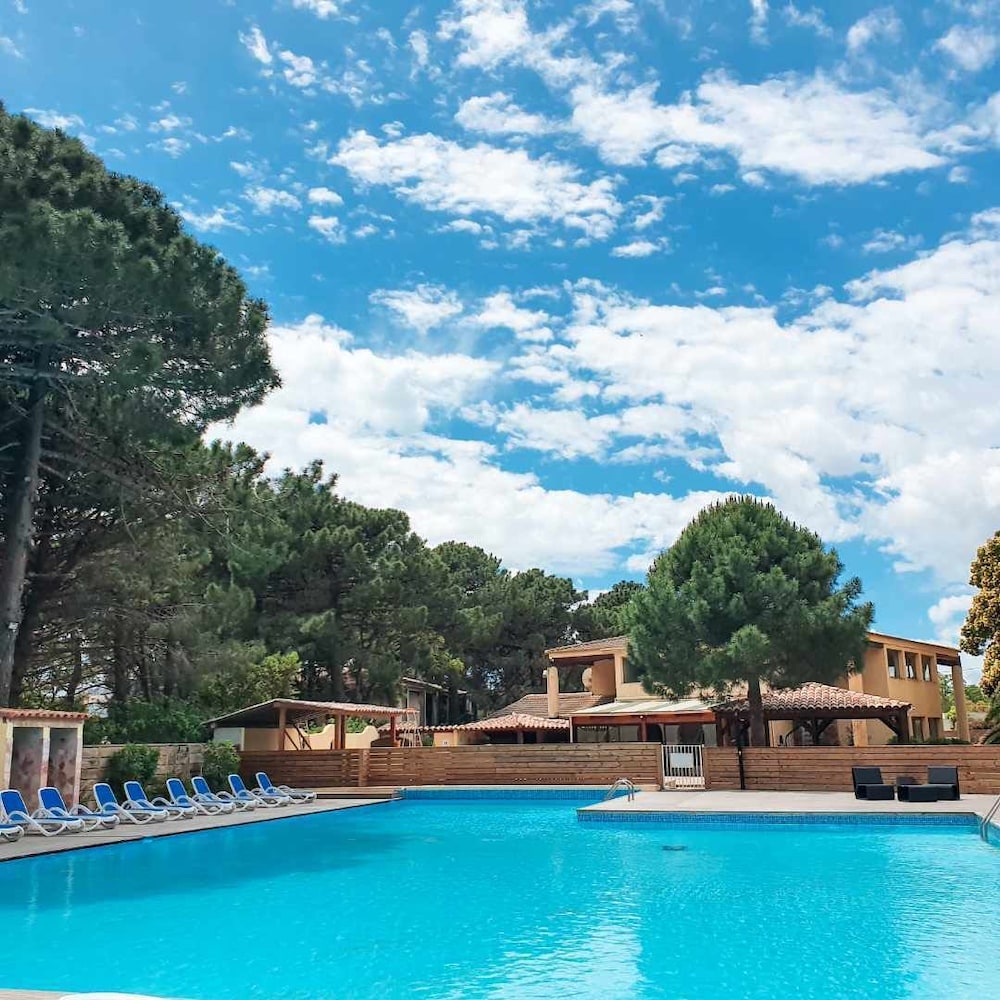 Résidence Fiori Di Cala Rossa In Lecci Hotel Rates