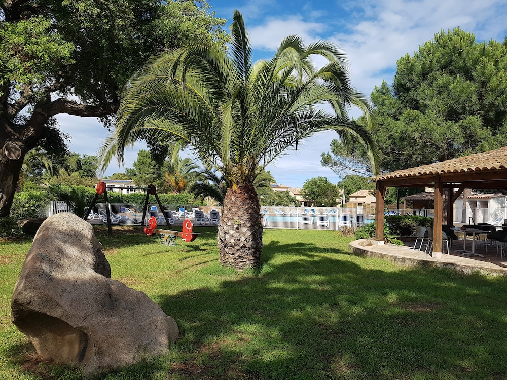 Résidence Fiori Di Cala Rossa in Porto-Vecchio, France