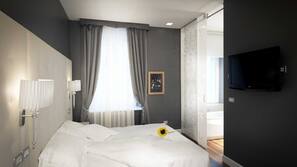 Premium bedding, in-room safe, desk, blackout curtains