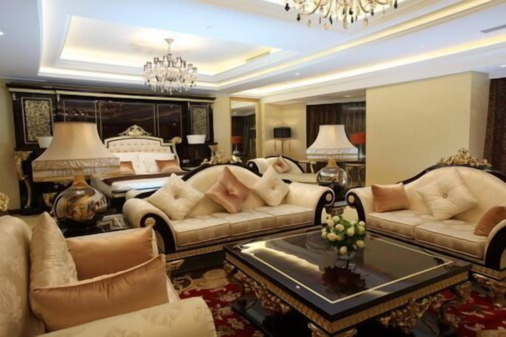 Grand Hotel Qinhuang in Qinhuangdao, China