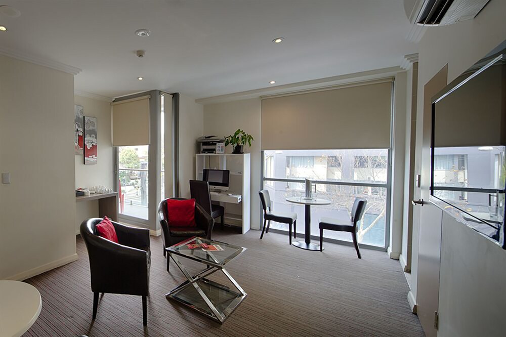 Quality Suites Camperdown