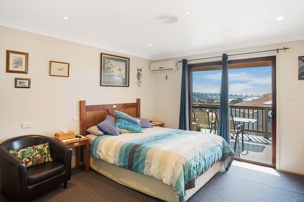 Anchors Aweigh Narooma