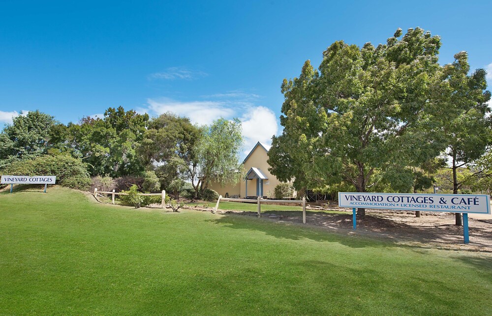 Vineyard Cottages Ballandean 2019 Room Prices Reviews