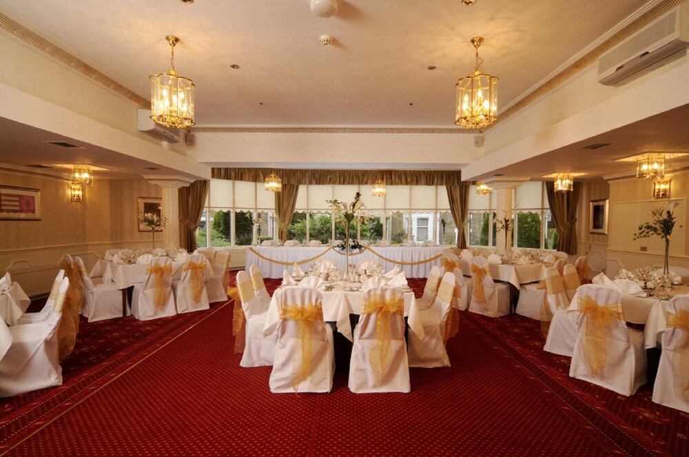 The Victoria Hotel