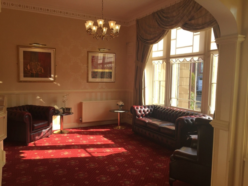 The Victoria Hotel