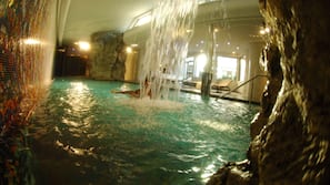 Indoor pool, sun loungers
