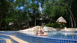 Piscine extérieure