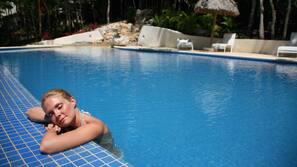 Piscine extérieure