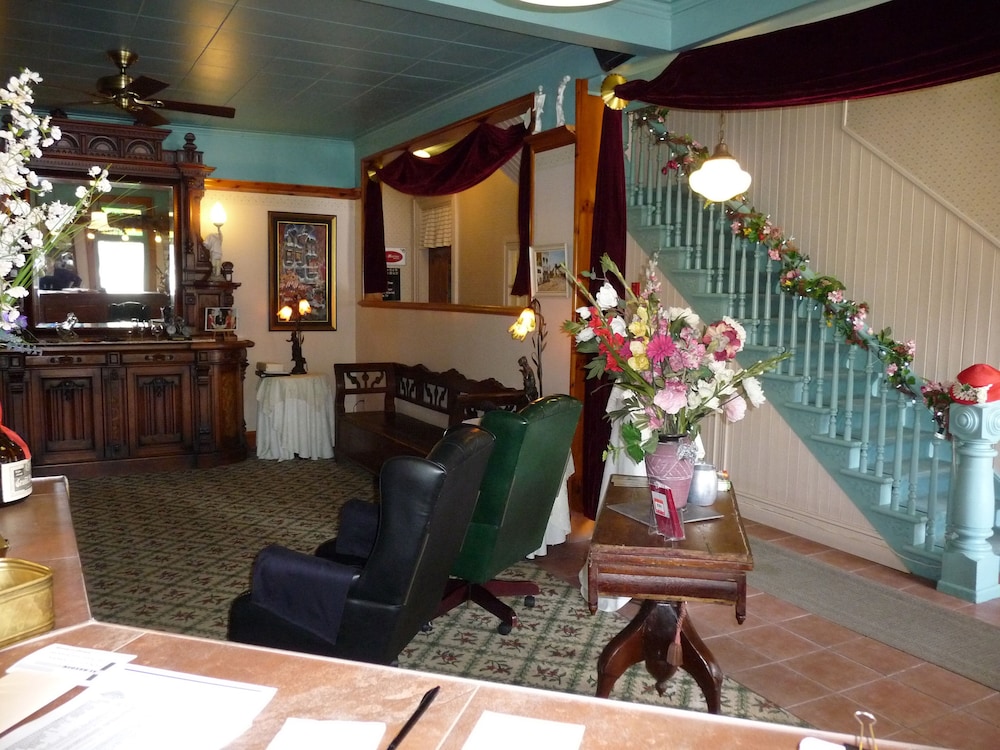 Auberge La Grande Maison Deals & Reviews (BaieStPaul, CAN) Wotif