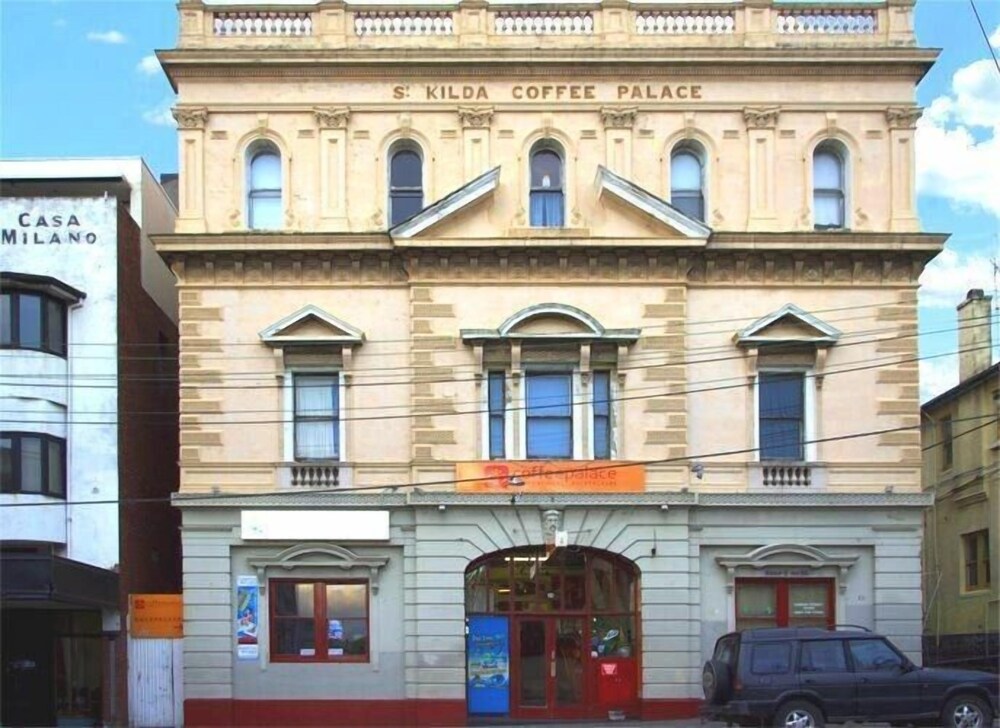 Nomads St Kilda Beach - Hostel