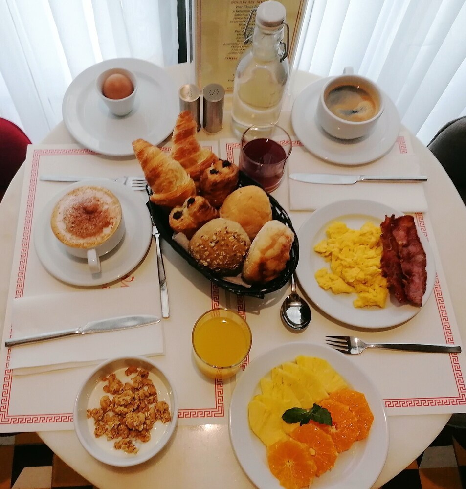 Foto - Browns Downtown Hotel