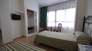 In-room safe, free WiFi, bed sheets