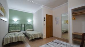 In-room safe, free WiFi, bed sheets