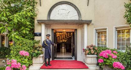 Villa Eden - The Leading Park Retreat