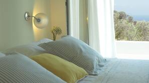 Minibar, coffre-fort suffisamment grand pour un ordinateur portable