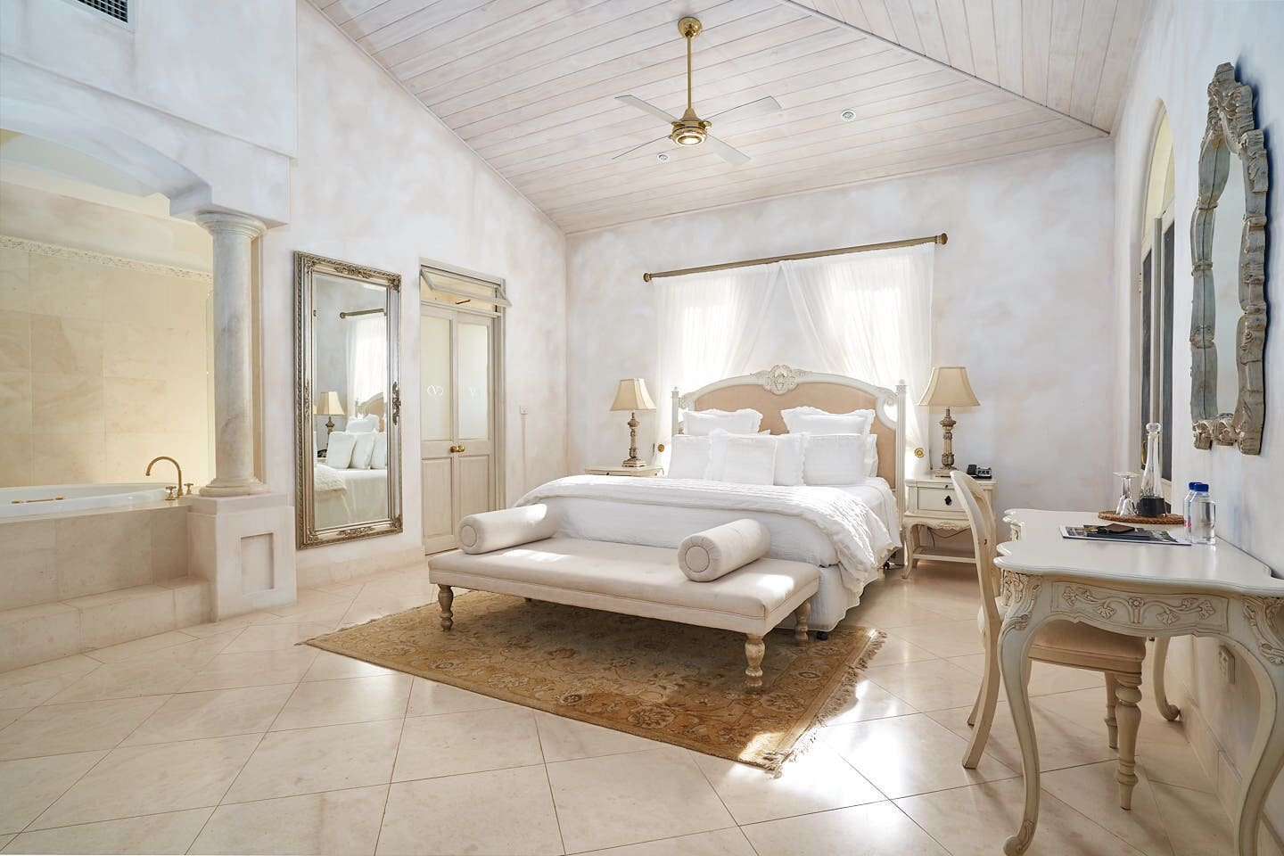 Victoria's at Ewingsdale Byron Bay