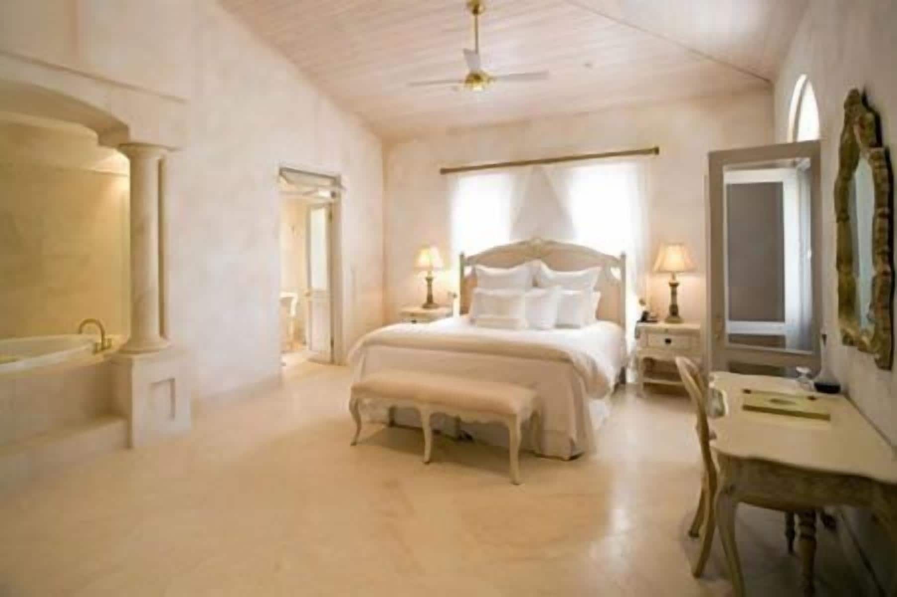 Victoria's at Ewingsdale Byron Bay