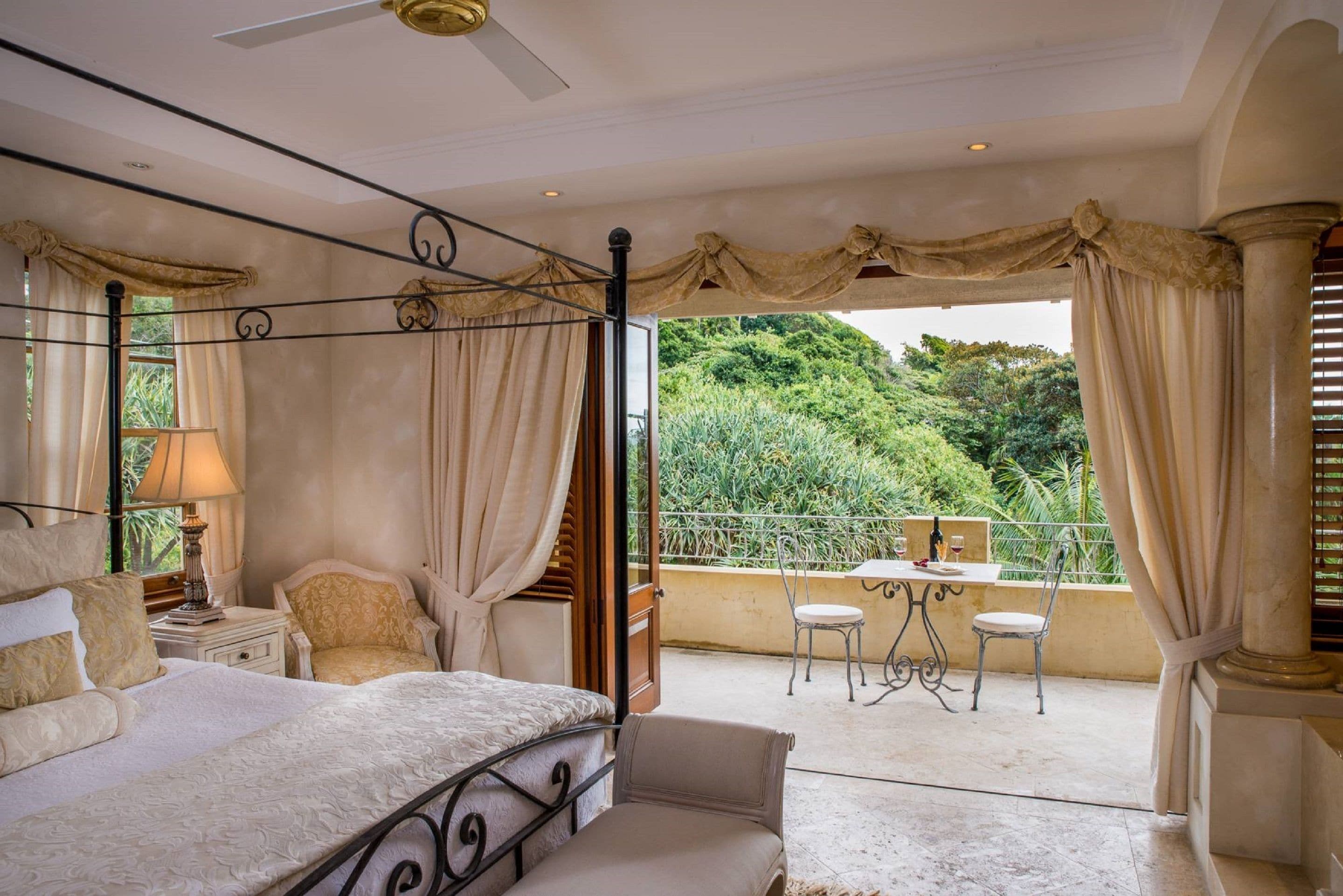 Victoria's at Wategos