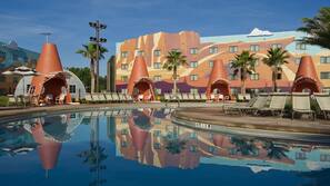 3 outdoor pools