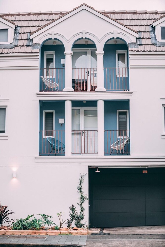 Stoke Beach House