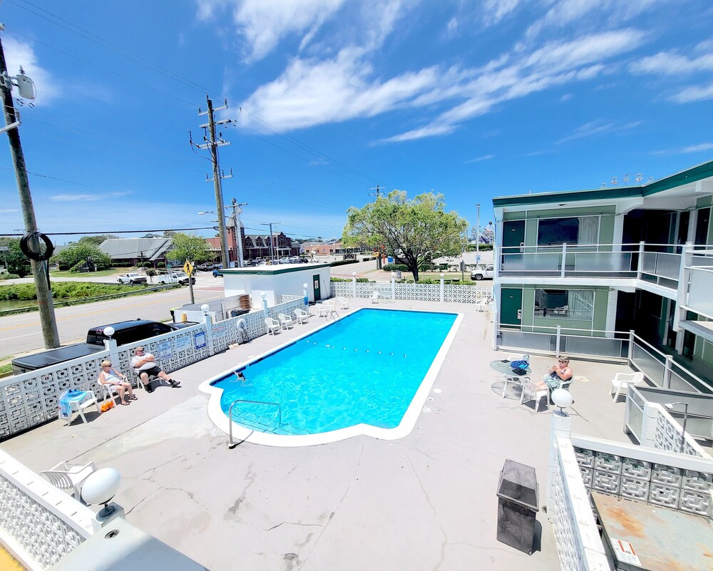 Beach Carousel Motel in Virginia Beach Best Rates & Deals on Orbitz