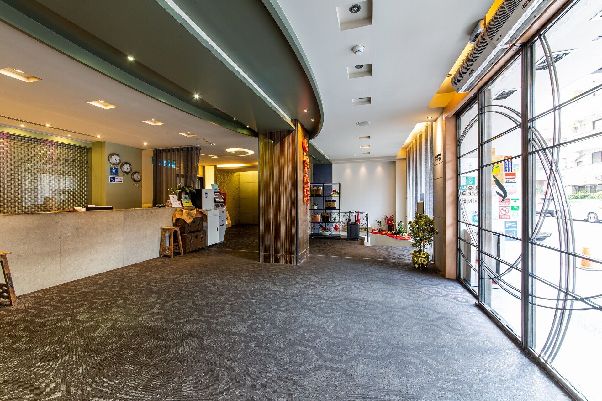 台北 インターナショナル ホテル 台北国際飯店 台北 口コミ 宿泊料金 予約 エクスペディア