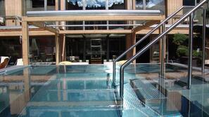 Utomhuspool