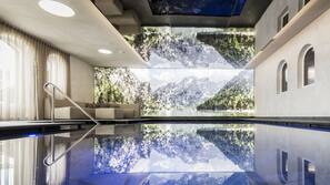 Indoor pool, 5 outdoor pools, pool umbrellas, sun loungers