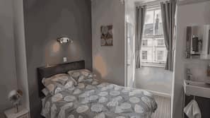 Iron/ironing board