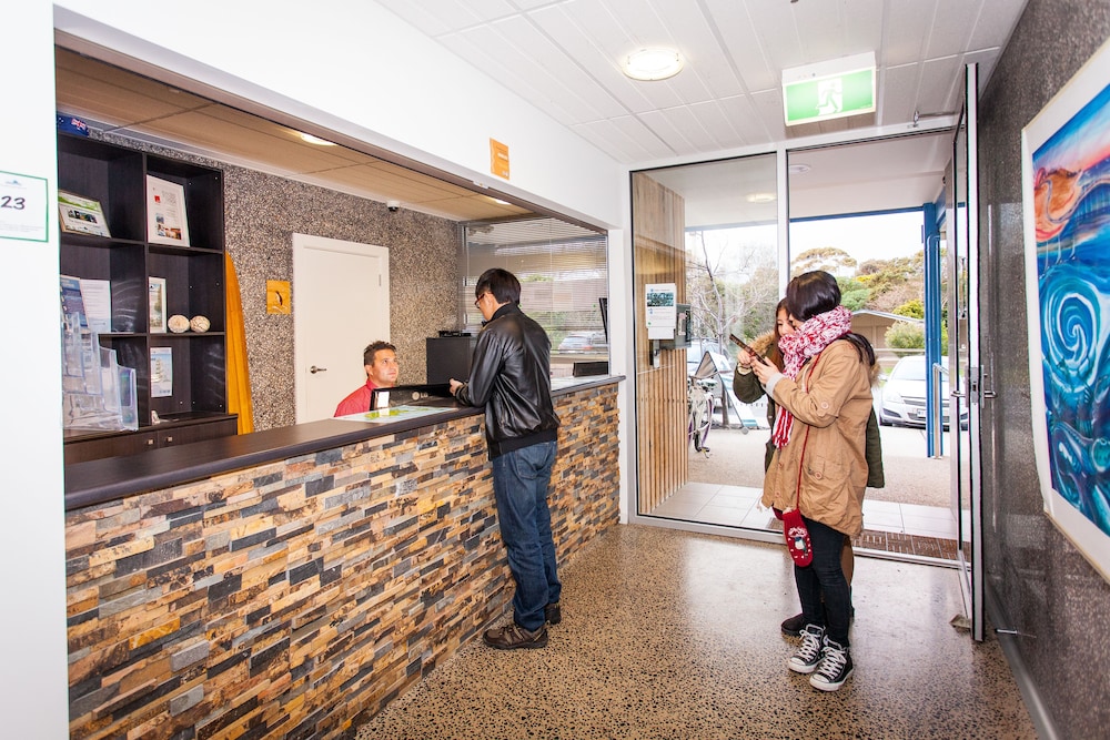 The Island Accommodation - Hostel