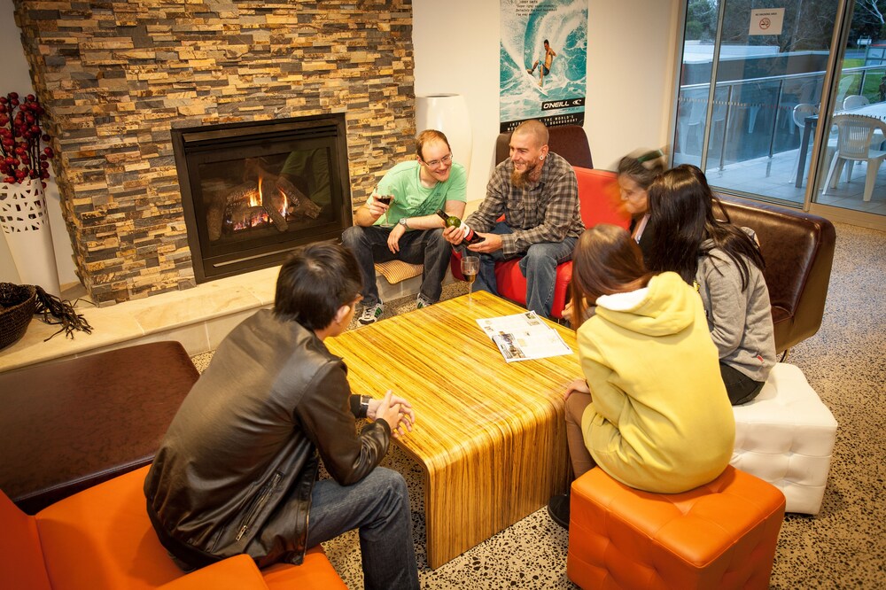 The Island Accommodation - Hostel