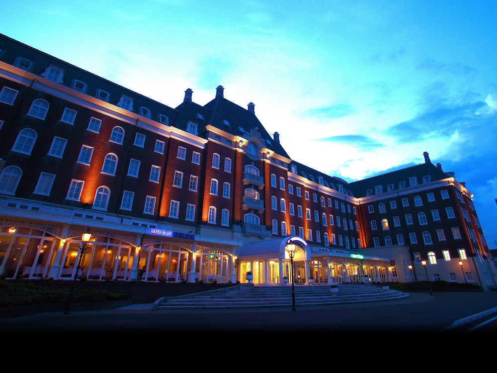 4 Star Hotels