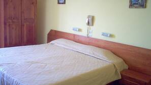 In-room safe, free WiFi