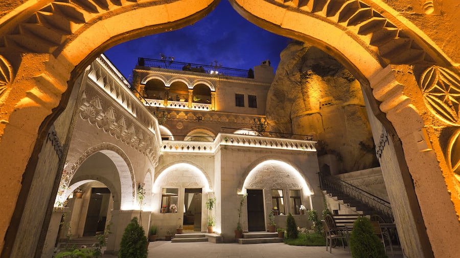 Roma Cave Suite Hotel