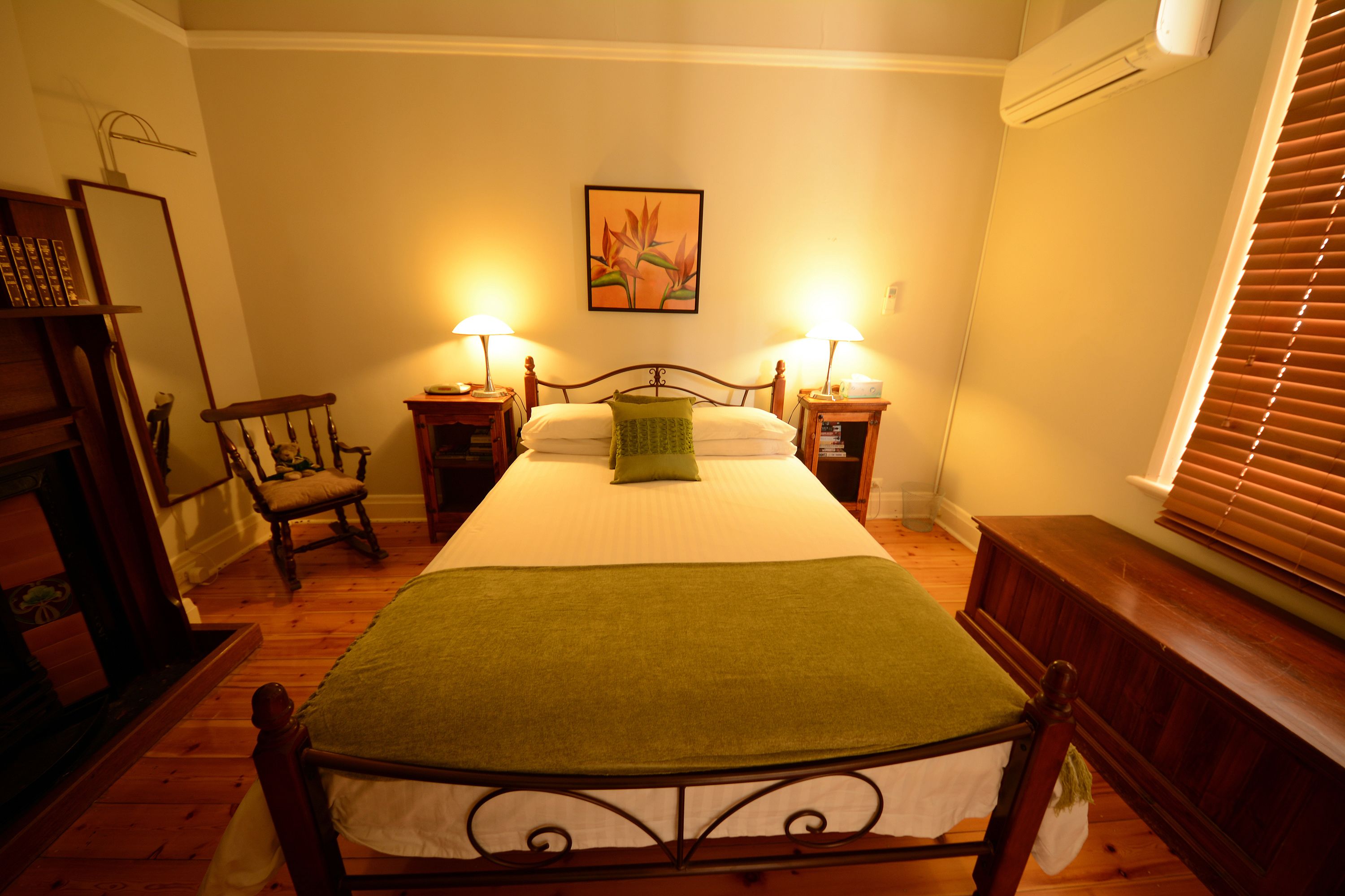 Emaroo Cottages Broken Hill