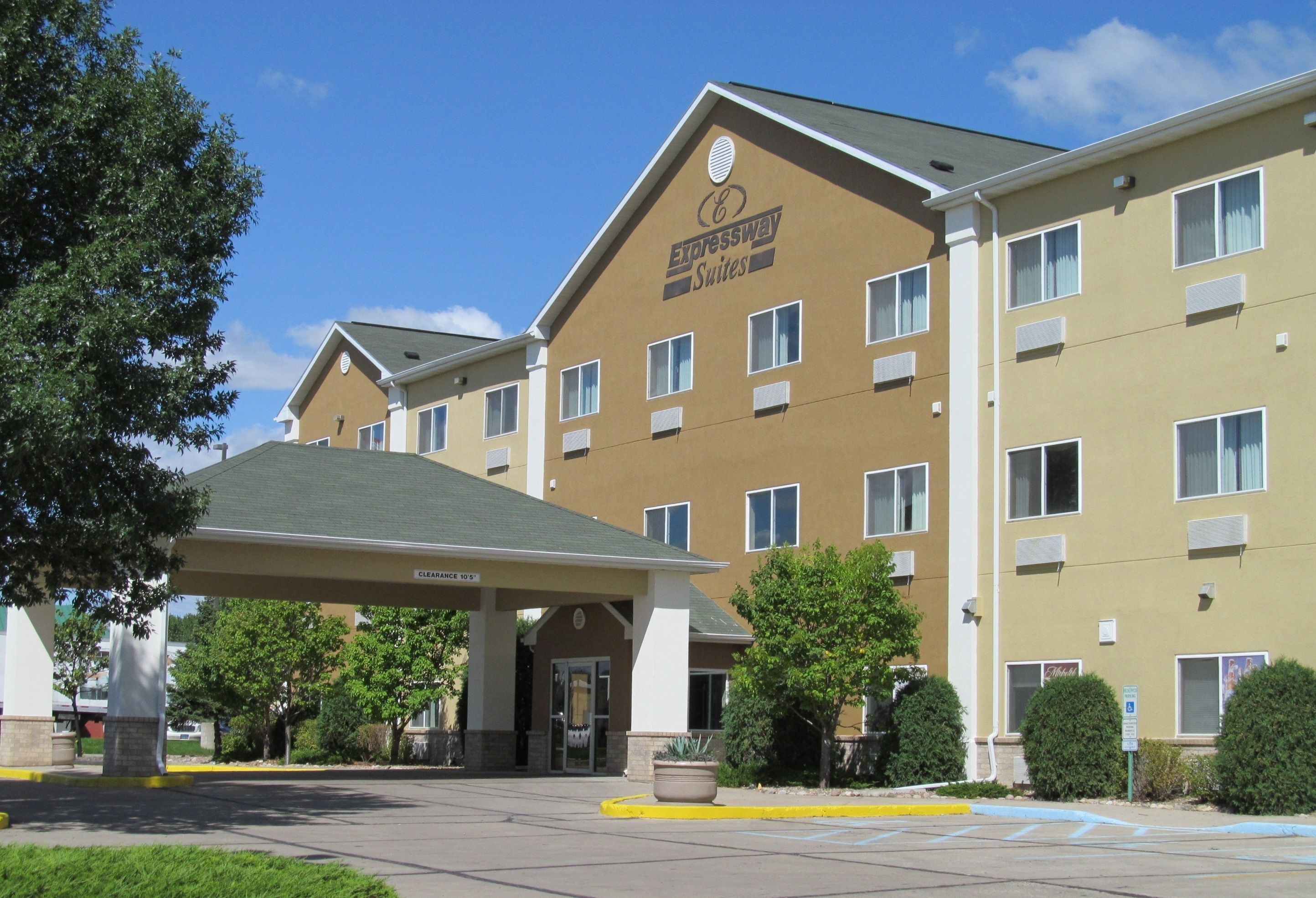 Clean Pet Friendly Up To Date Hotel With Truck Parking Review Of Microtel Inn Suites By Wyndham Minot Minot Nd Tripadvisor