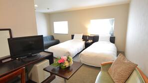 Desk, blackout drapes, iron/ironing board, free WiFi