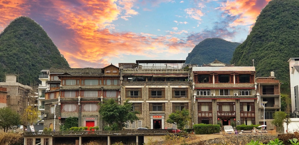 Yangshuo Hidden Dragon Villa in Yangshuo, China