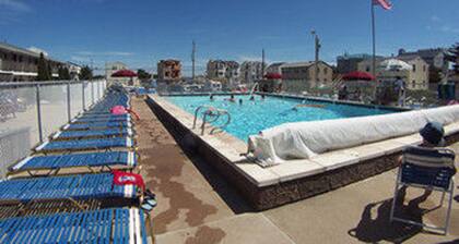 Sea Spray Motel