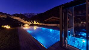 Indoor pool, outdoor pool
