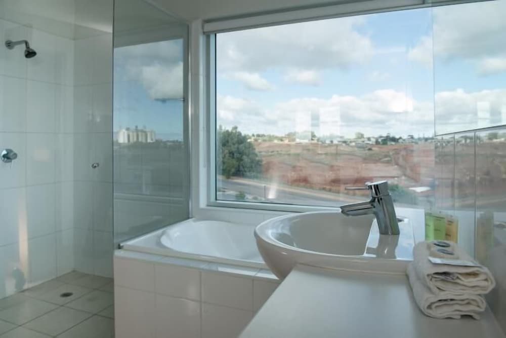 Wallaroo Marina Apartments