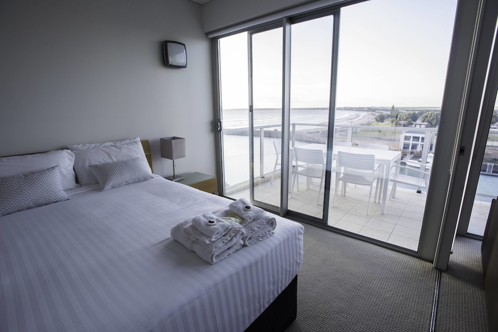Wallaroo Marina Apartments
