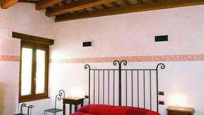 Biancheria da letto di alta qualità, una cassaforte in camera