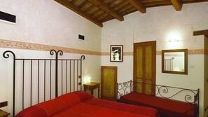 Biancheria da letto di alta qualità, una cassaforte in camera