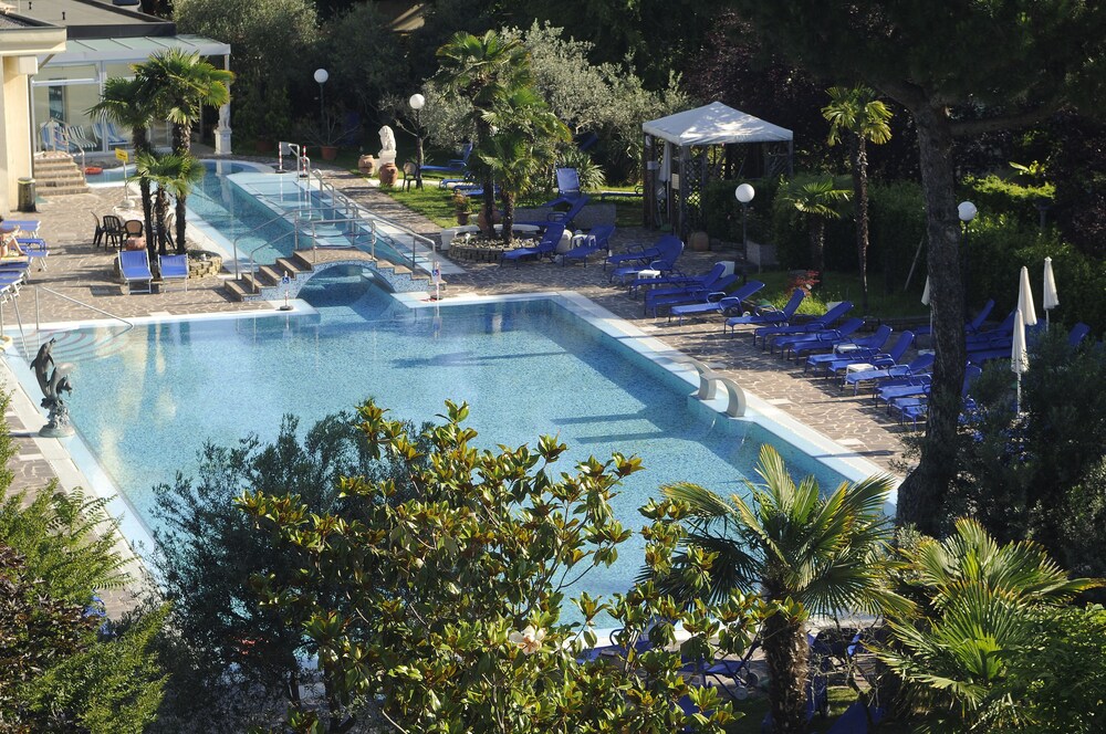 Hotel Petrarca Terme Piazza Roma Montegrotto Terme Pd Hotel Petrarca Terme Piazza Roma Montegrotto Terme Pd