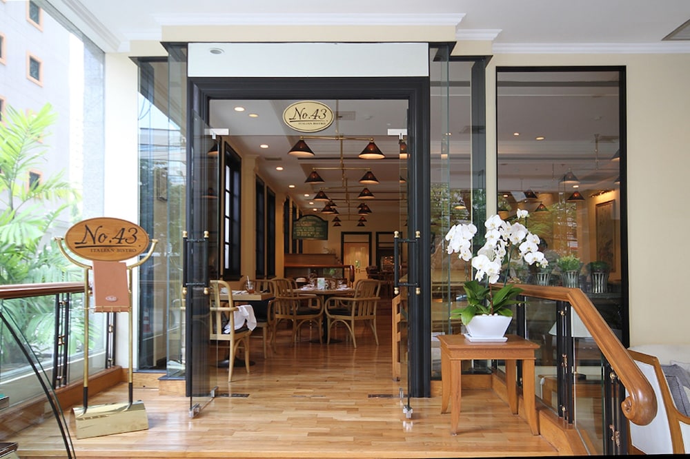 Cape House Serviced Apartments Bangkok